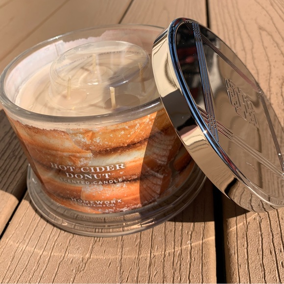 🆕HOT CIDER DONUT HARRY SLATKIN HOMEWORX 4 WICK 18oz CANDLE NWTS! - Picture 5 of 5